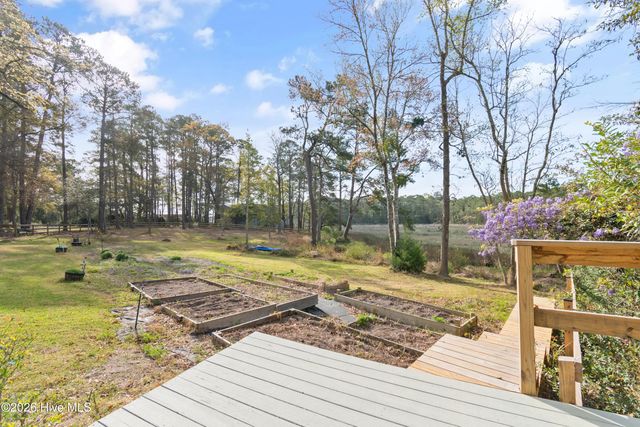 1325 Marsh Line Court SW, Shallotte, NC 28470