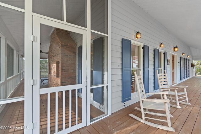 1325 Marsh Line Court SW, Shallotte, NC 28470