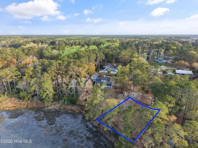 1325 Marsh Line Court SW, Shallotte, NC 28470