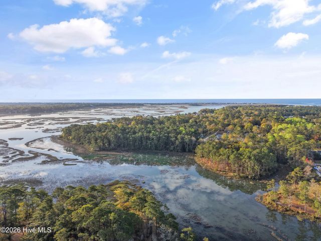 1325 Marsh Line Court SW, Shallotte, NC 28470