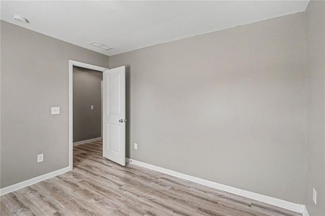 1128 Oak Hollow Lane, Hampton, GA 30228