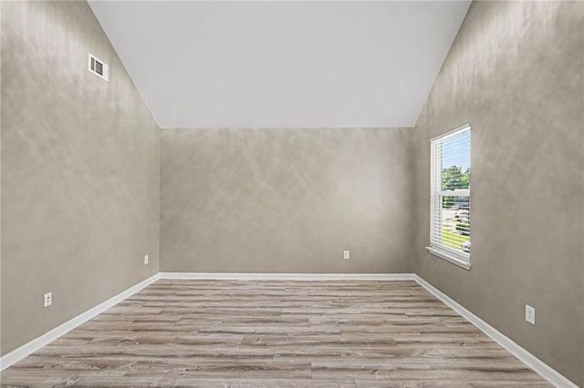 1128 Oak Hollow Lane, Hampton, GA 30228
