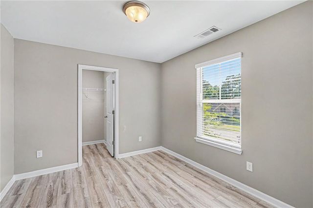 1128 Oak Hollow Lane, Hampton, GA 30228
