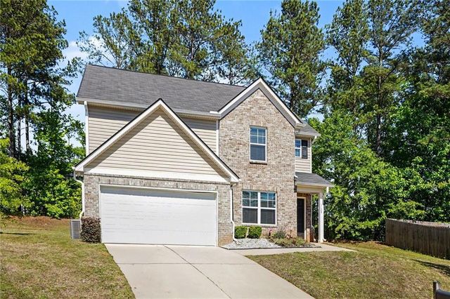 1128 Oak Hollow Lane, Hampton, GA 30228
