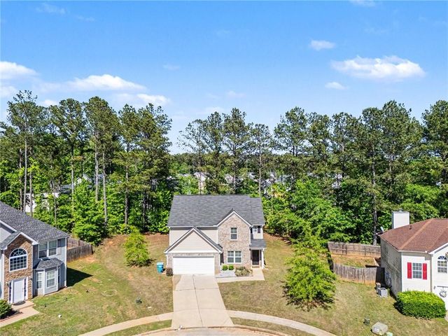 1128 Oak Hollow Lane, Hampton, GA 30228
