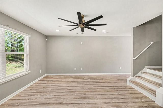 1128 Oak Hollow Lane, Hampton, GA 30228