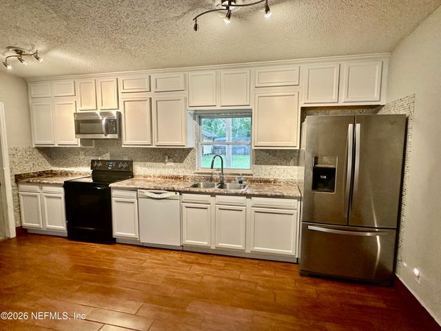 2917 PARR Court W, Jacksonville, FL 32216