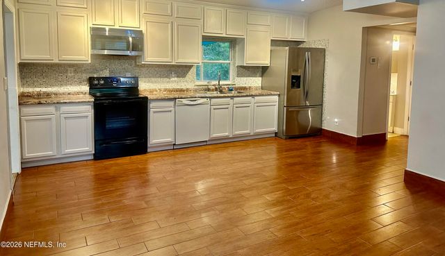 2917 PARR Court W, Jacksonville, FL 32216