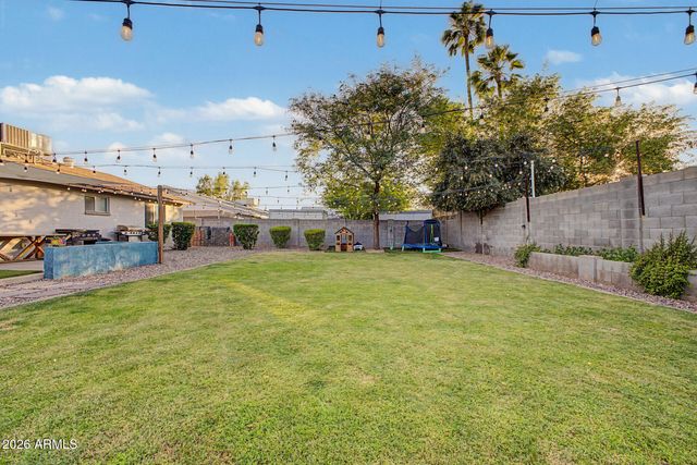 3348 E ANDERSON Drive, Phoenix, AZ 85032