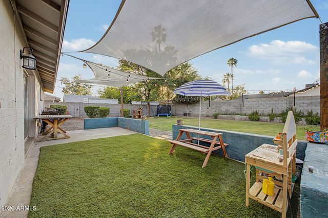 3348 E ANDERSON Drive, Phoenix, AZ 85032