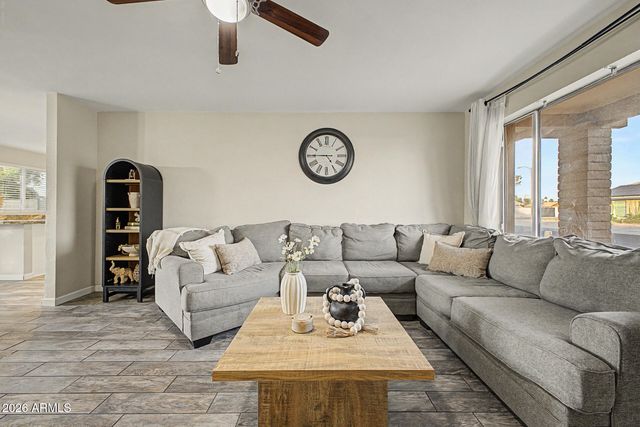 3348 E ANDERSON Drive, Phoenix, AZ 85032