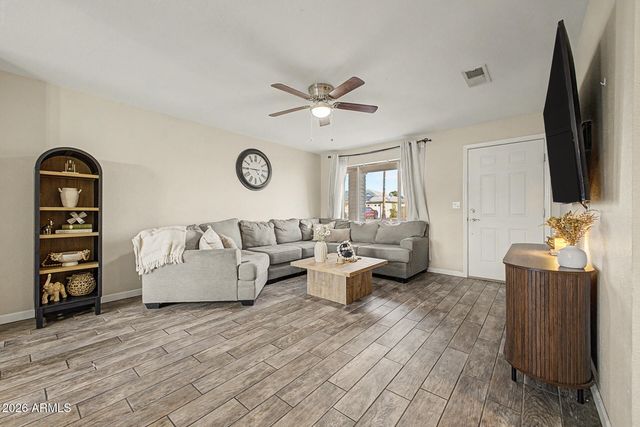 3348 E ANDERSON Drive, Phoenix, AZ 85032