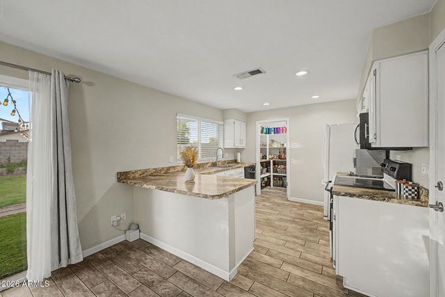 3348 E ANDERSON Drive, Phoenix, AZ 85032