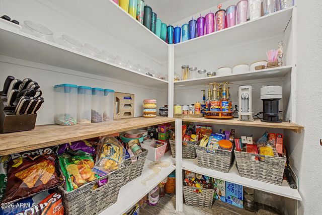 3348 E ANDERSON Drive, Phoenix, AZ 85032