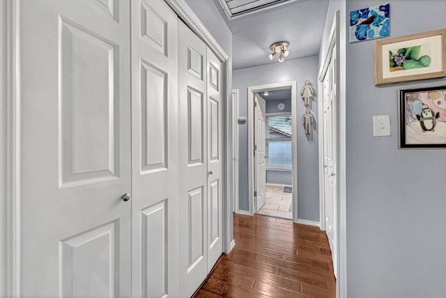 1328 Quail Run Circle, Bentonville, AR 72712