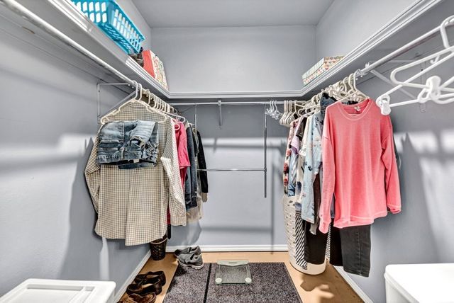 1328 Quail Run Circle, Bentonville, AR 72712