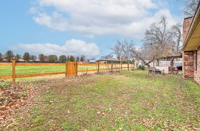 1328 Quail Run Circle, Bentonville, AR 72712