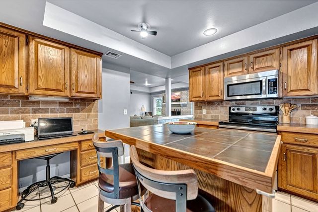 1328 Quail Run Circle, Bentonville, AR 72712