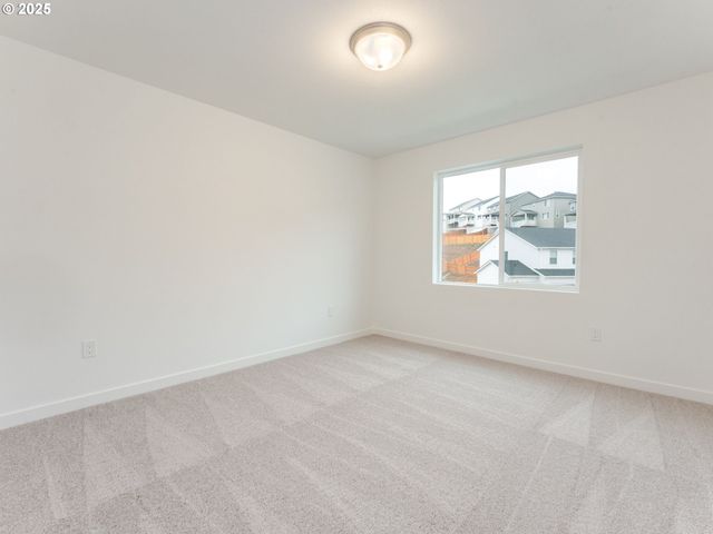 2063 Ne CURRIN CREEK Dr, Estacada, OR 97023