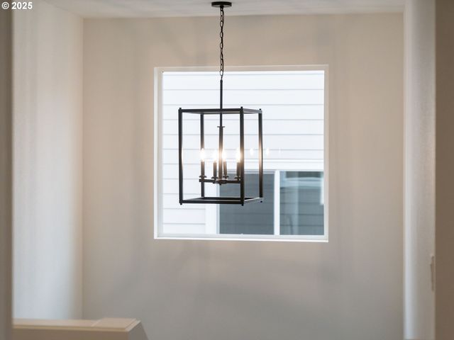 2063 Ne CURRIN CREEK Dr, Estacada, OR 97023