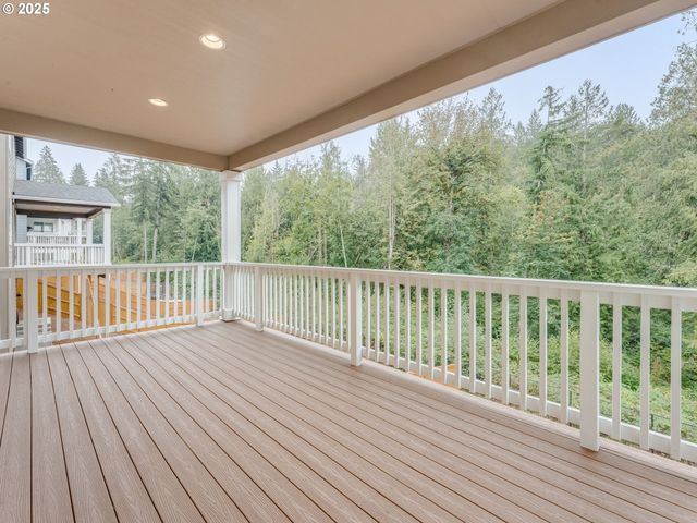 2063 Ne CURRIN CREEK Dr, Estacada, OR 97023