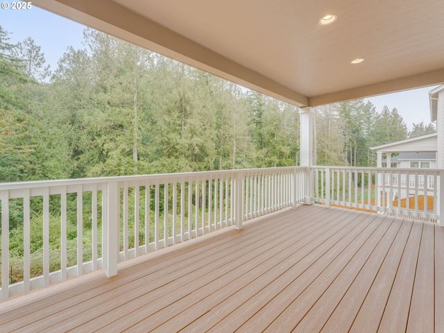 2063 Ne CURRIN CREEK Dr, Estacada, OR 97023