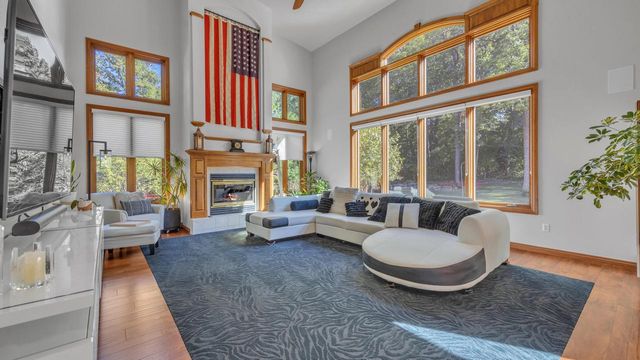 392 Ledgewood DRIVE, Fond Du Lac, WI 54937