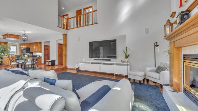 392 Ledgewood DRIVE, Fond Du Lac, WI 54937