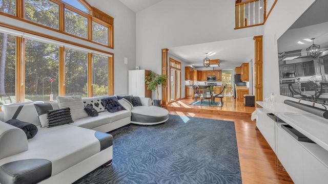 392 Ledgewood DRIVE, Fond Du Lac, WI 54937