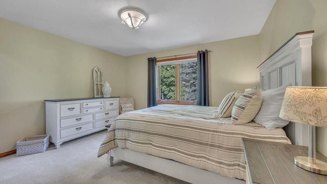 392 Ledgewood DRIVE, Fond Du Lac, WI 54937