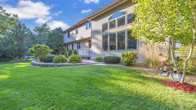392 Ledgewood DRIVE, Fond Du Lac, WI 54937