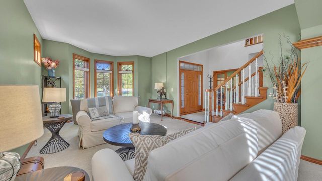 392 Ledgewood DRIVE, Fond Du Lac, WI 54937