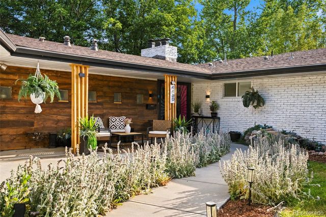 4480 W Lakeridge Road, Denver, CO 80219
