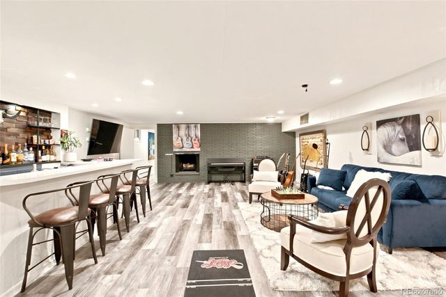 4480 W Lakeridge Road, Denver, CO 80219