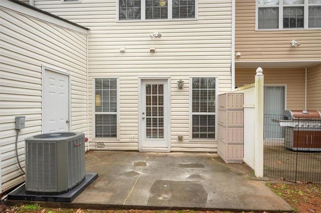 940 Tree Creek Boulevard, Lawrenceville, GA 30043