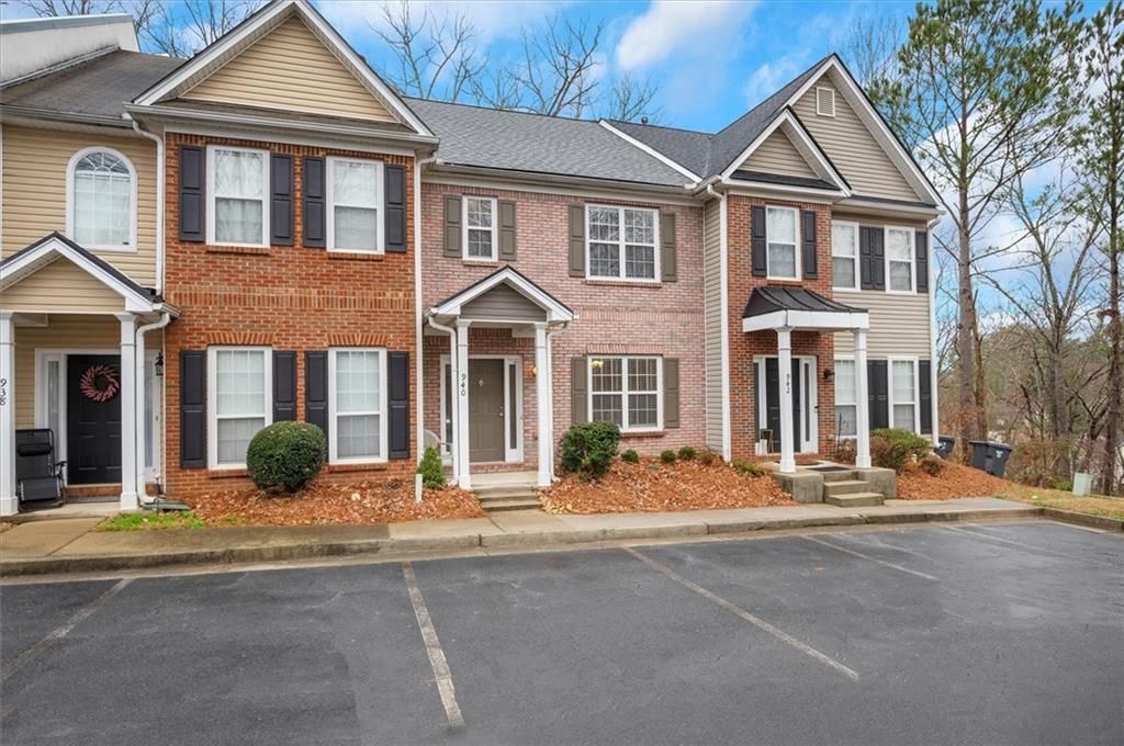 940 Tree Creek Boulevard, Lawrenceville, GA 30043