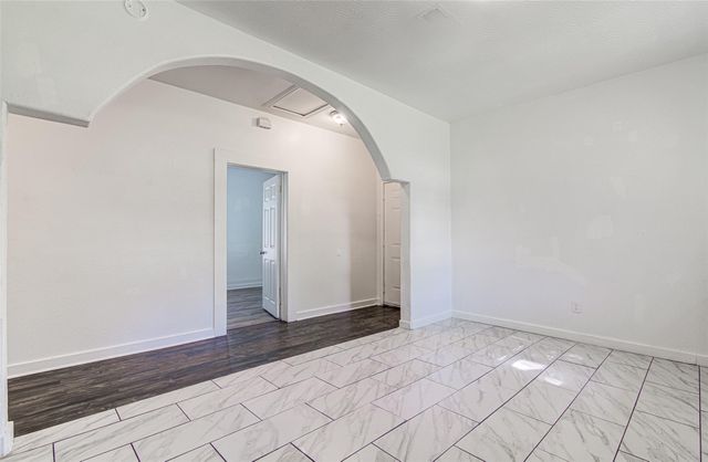 2544 Sol Wilson Ave, Austin, TX 78702