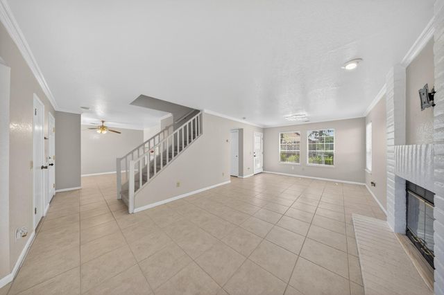 3829 Olivebranch Ln, Carmichael, CA 95608