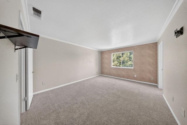 3829 Olivebranch Ln, Carmichael, CA 95608