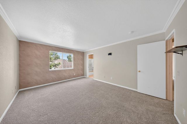 3829 Olivebranch Ln, Carmichael, CA 95608