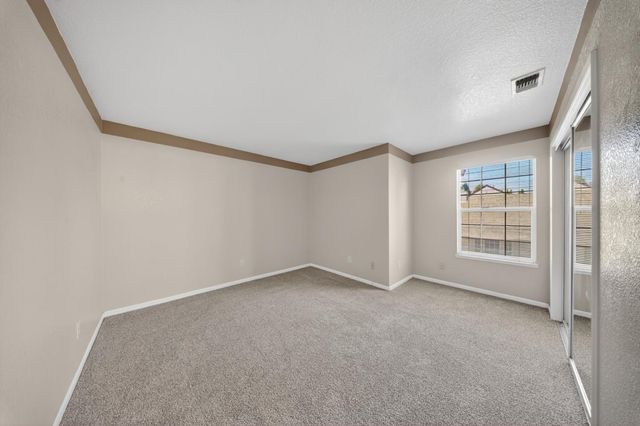 3829 Olivebranch Ln, Carmichael, CA 95608