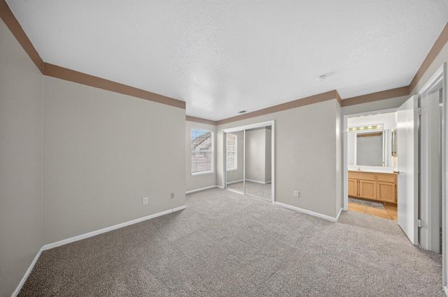 3829 Olivebranch Ln, Carmichael, CA 95608