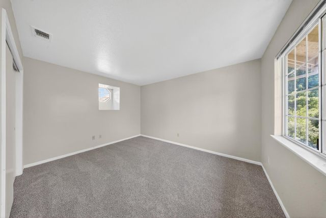 3829 Olivebranch Ln, Carmichael, CA 95608