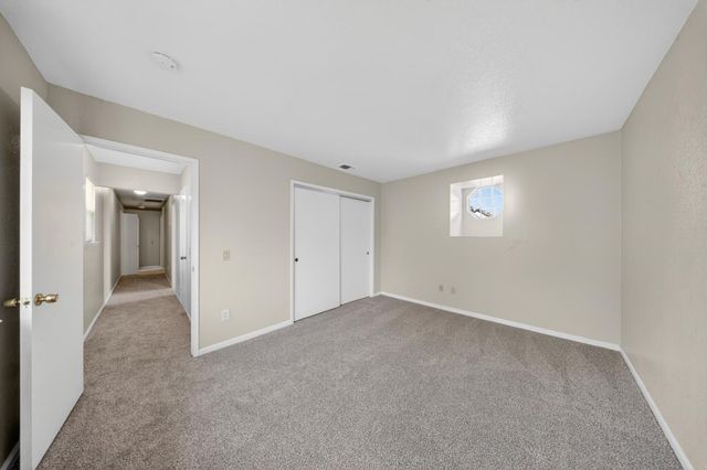 3829 Olivebranch Ln, Carmichael, CA 95608