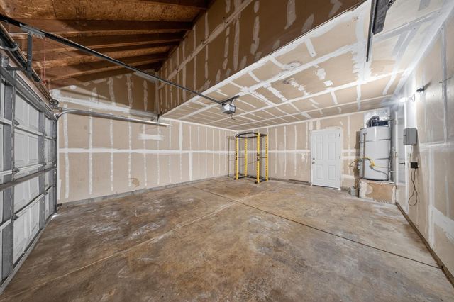 3829 Olivebranch Ln, Carmichael, CA 95608