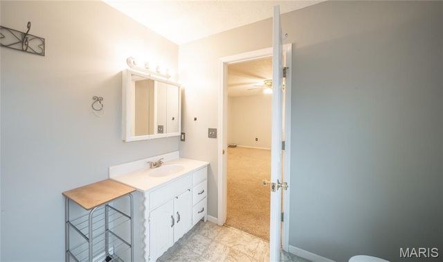 22130 Rhyme Lane, Waynesville, MO 65583