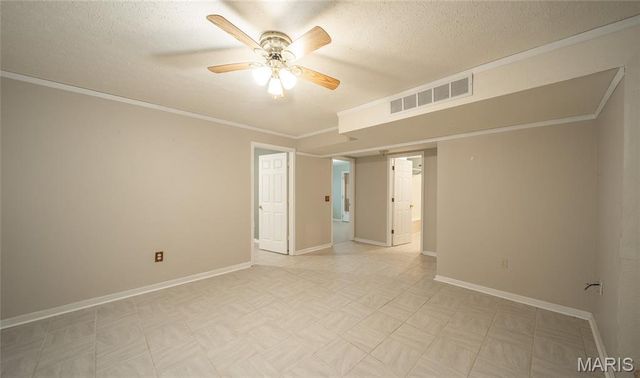 22130 Rhyme Lane, Waynesville, MO 65583