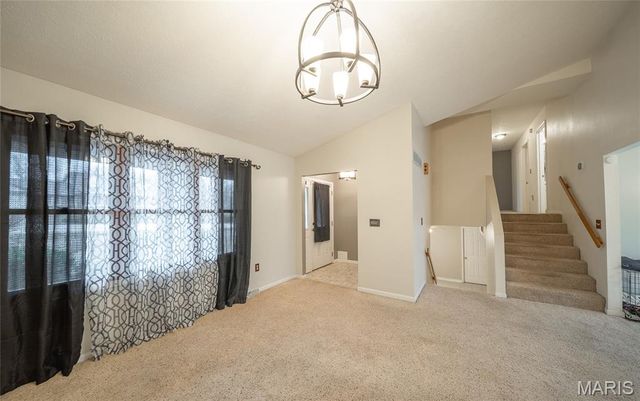 22130 Rhyme Lane, Waynesville, MO 65583