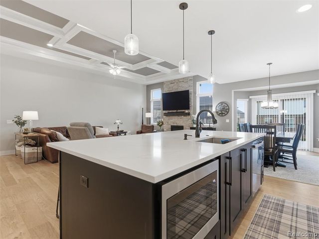 52853 Crimson Drive, Macomb, MI 48042