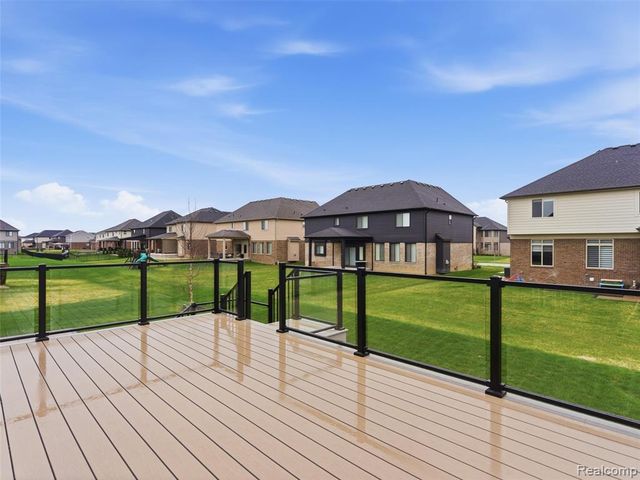 52853 Crimson Drive, Macomb, MI 48042